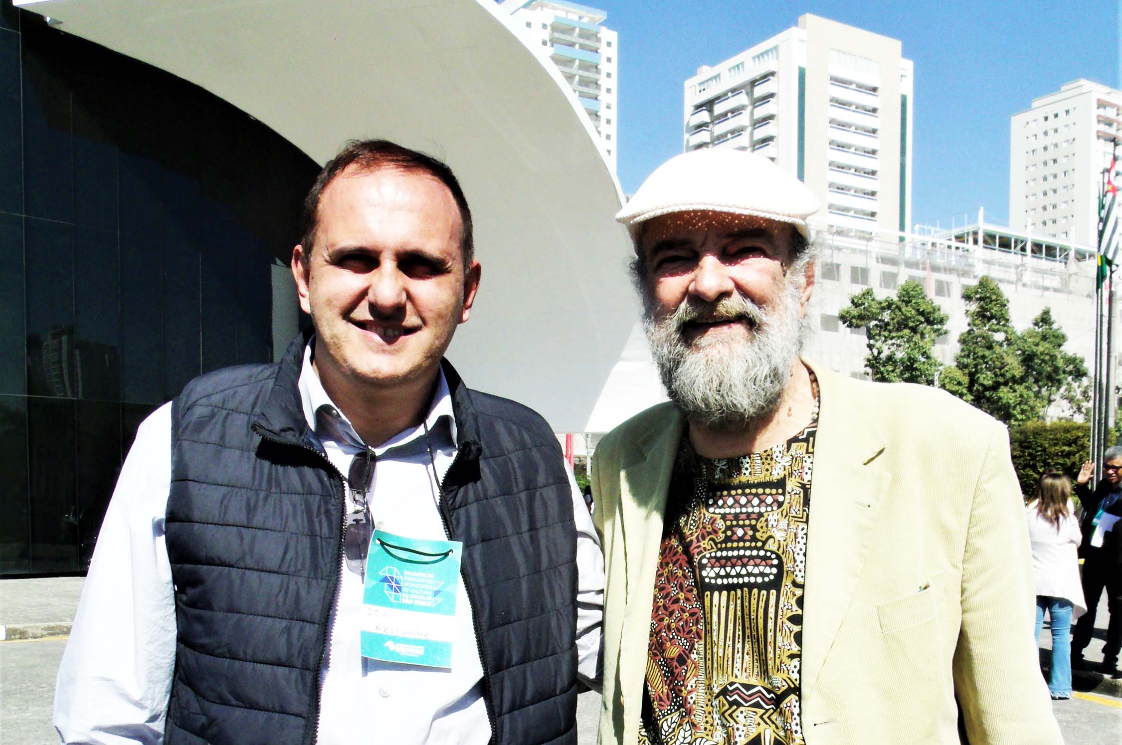 Alessandro Vivan Vieira e o secretário da Cultura do Estado José Luiz Penna