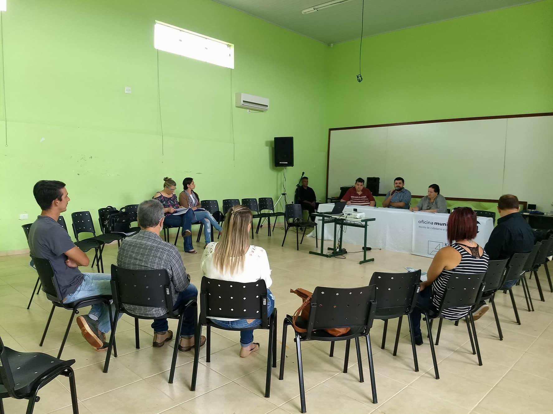 Reunião aconteceu na sede em Pirajú 